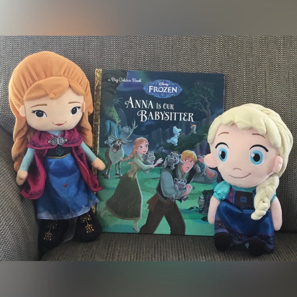 Disney Frozen Elsa and Anna Plush & Book Bundle